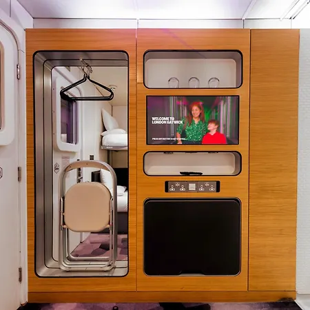 Yotelair London Gatwick Airport-3